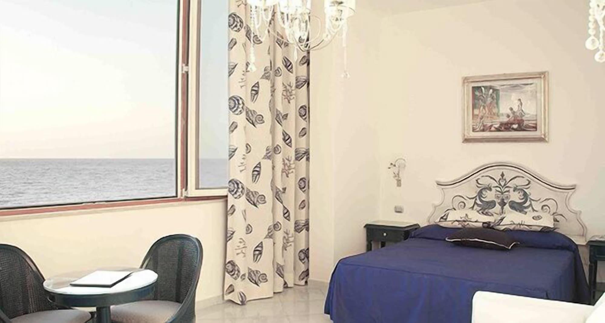 Hotel Villa Sirio Santa Maria di Castellabate Buitenkant foto