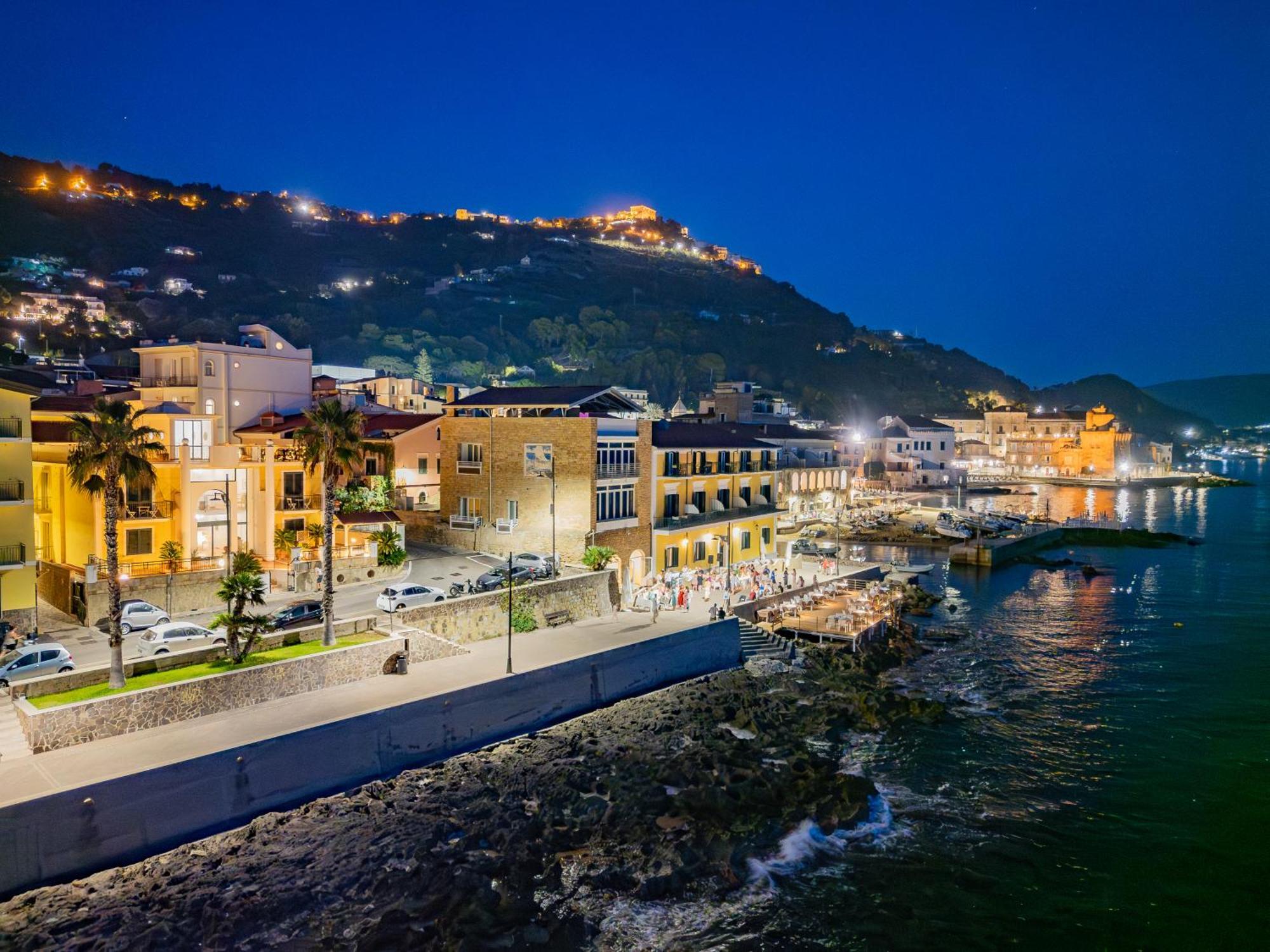 Hotel Villa Sirio Santa Maria di Castellabate Buitenkant foto