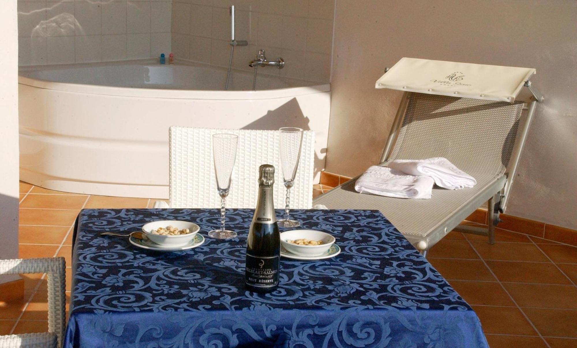 Hotel Villa Sirio Santa Maria di Castellabate Buitenkant foto